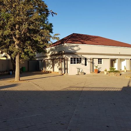 Batho Pele Lodge Gaborone Zewnętrze zdjęcie