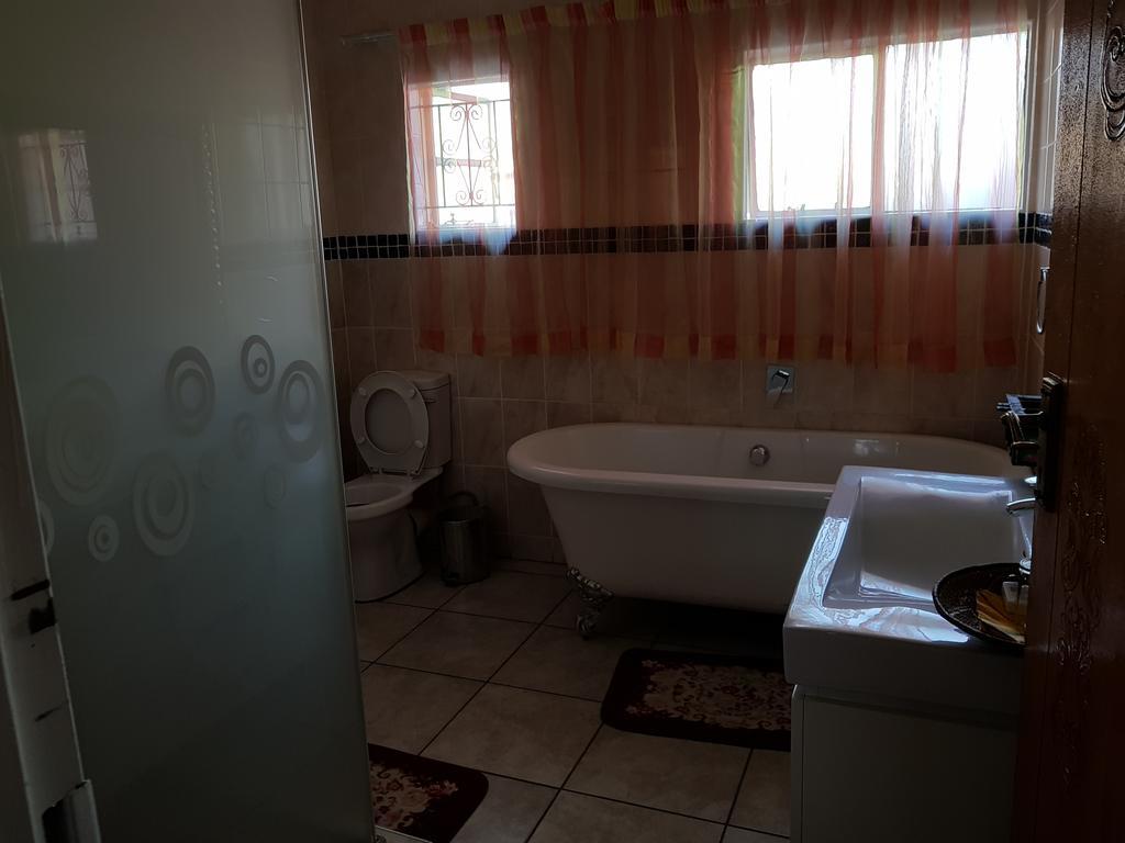 Batho Pele Lodge Gaborone Zewnętrze zdjęcie